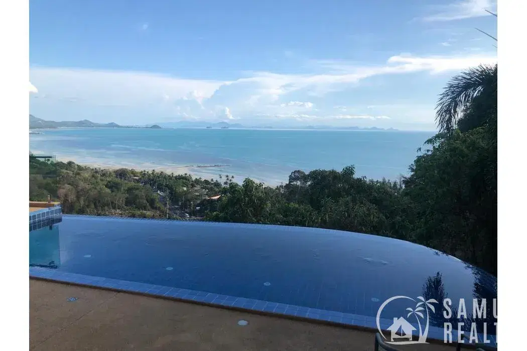 Luxury 3BR Sea View Villa in Bang Por