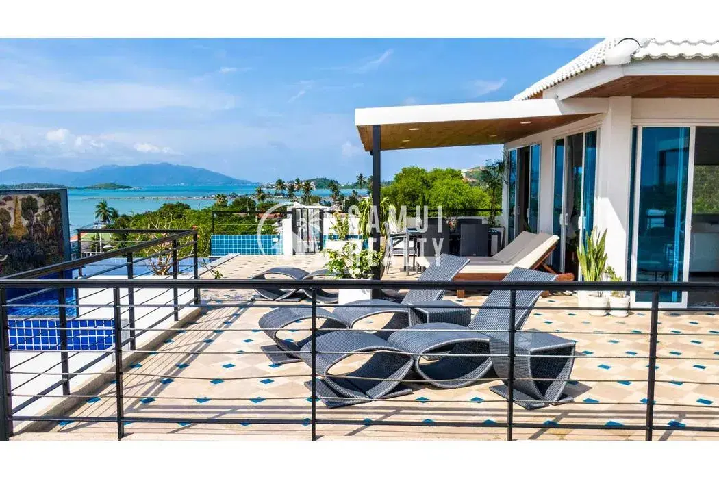 4 BR Seaview Villa in Bangrak