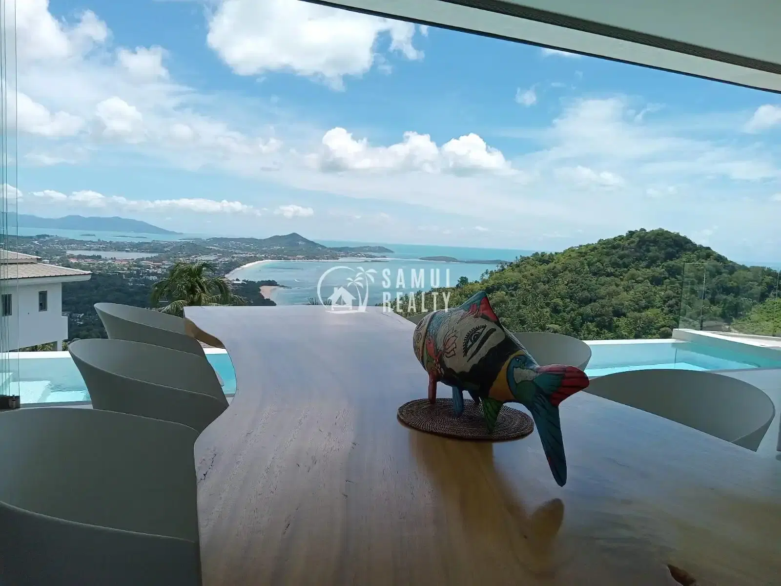 Luxury Villa in Chaweng Noi with Panoramic Sea Views