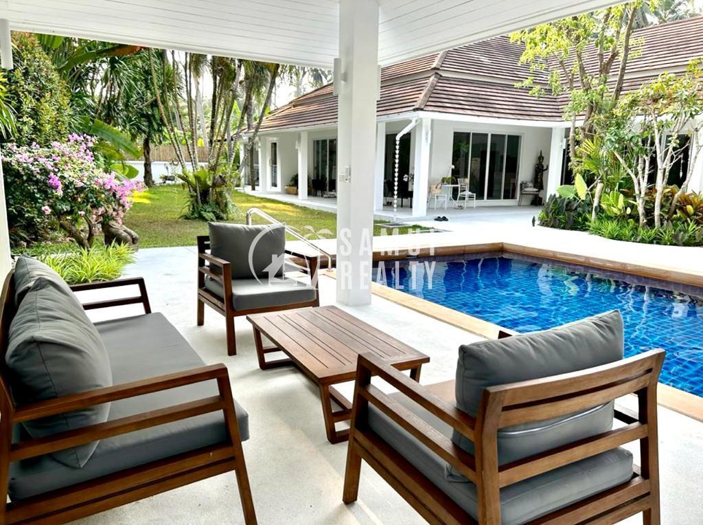 Luxury Tropical Retreat in Maenam – Scandinavian-Style Villa with Private Pool