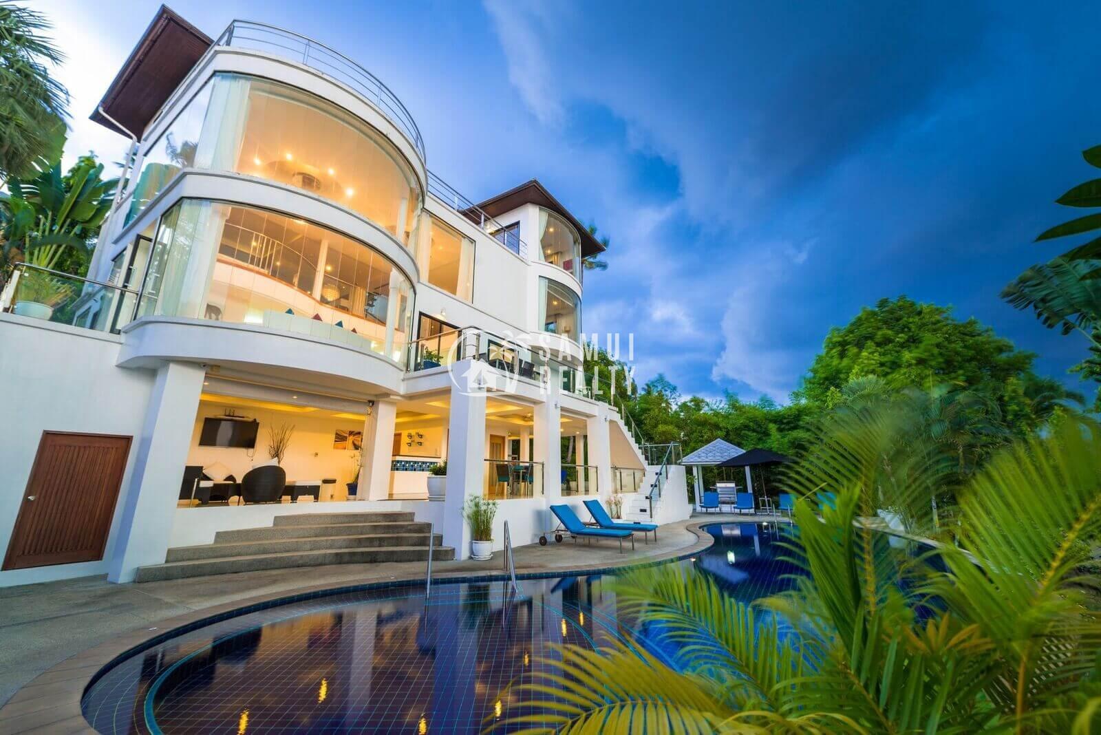 Tropical Elegance: Luxury Sea View Villa in Nathon