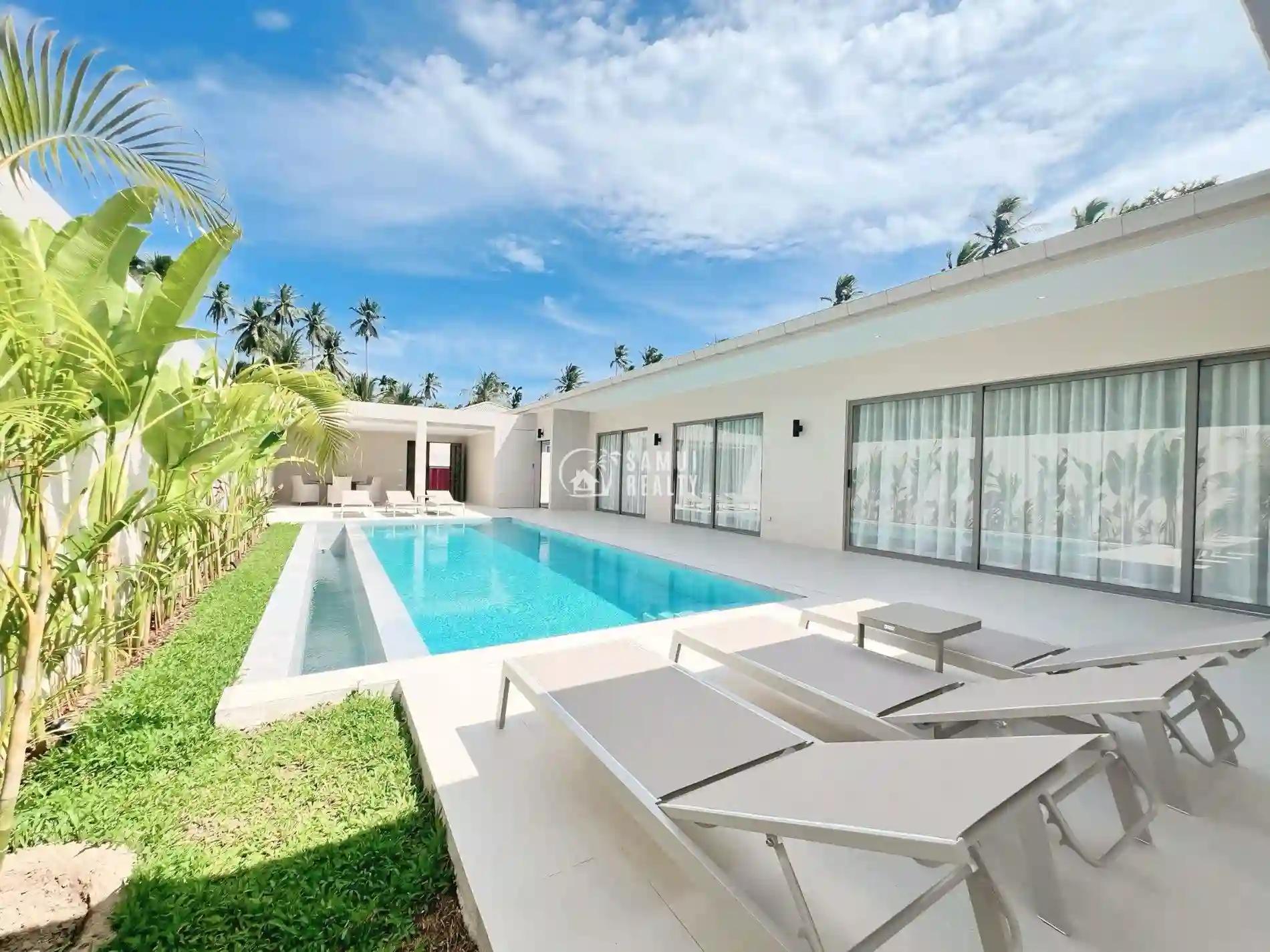 Luxurious 3-Bed Maenam Villa with Pool & Garden Retreat