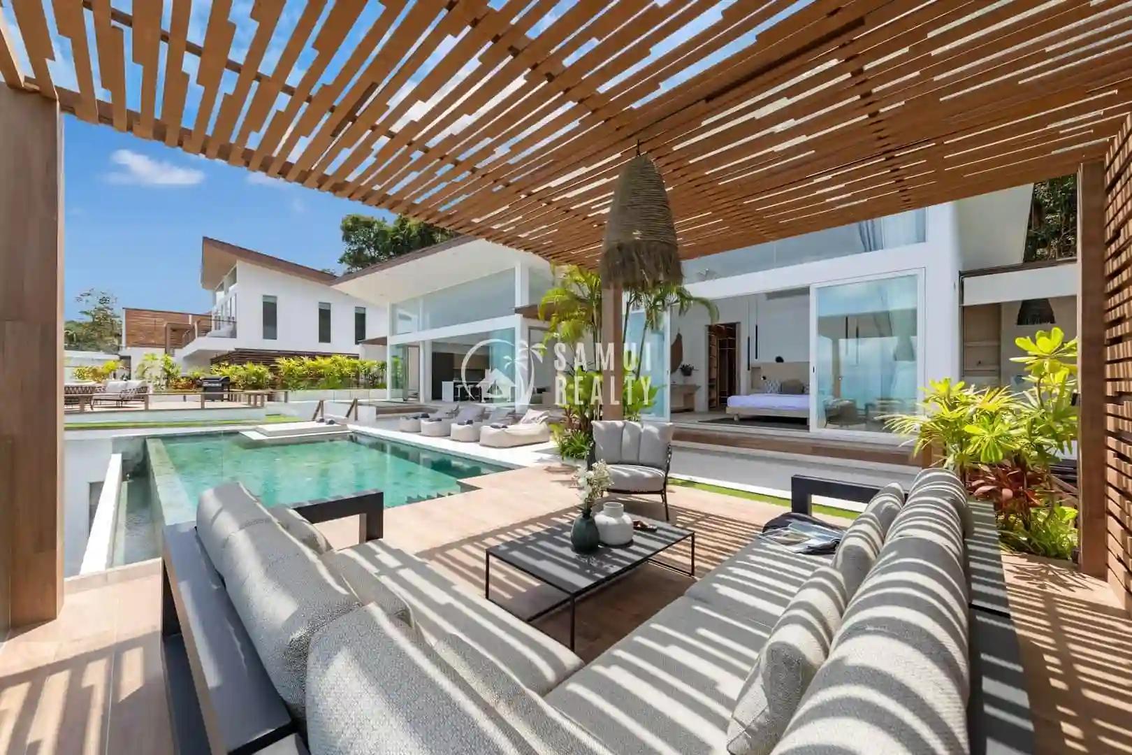 Luxurious Bang Por Villa with Infinity Pool